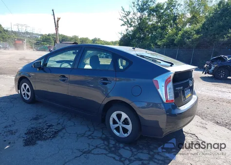 2012 Toyota Prius Two из США, поврежденный, VIN JTDKN3DU2C1558584